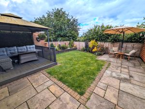 Photo 25- click for photo gallery